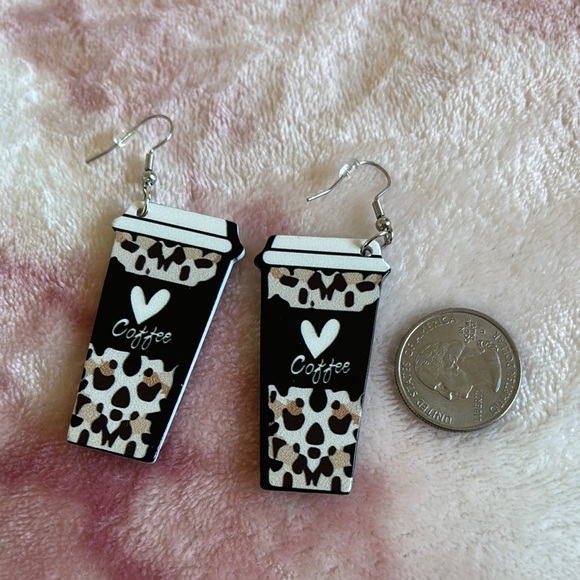 Leopard Print Coffee Cup Fashion Pierced Earrings NWT 3” x 1” - Picture 3 of 10
